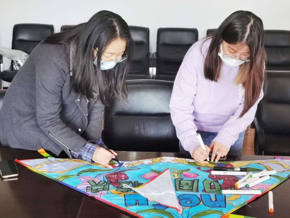 【砥砺奋进 绿水青山】园林学院举办“绘”东林主题活动