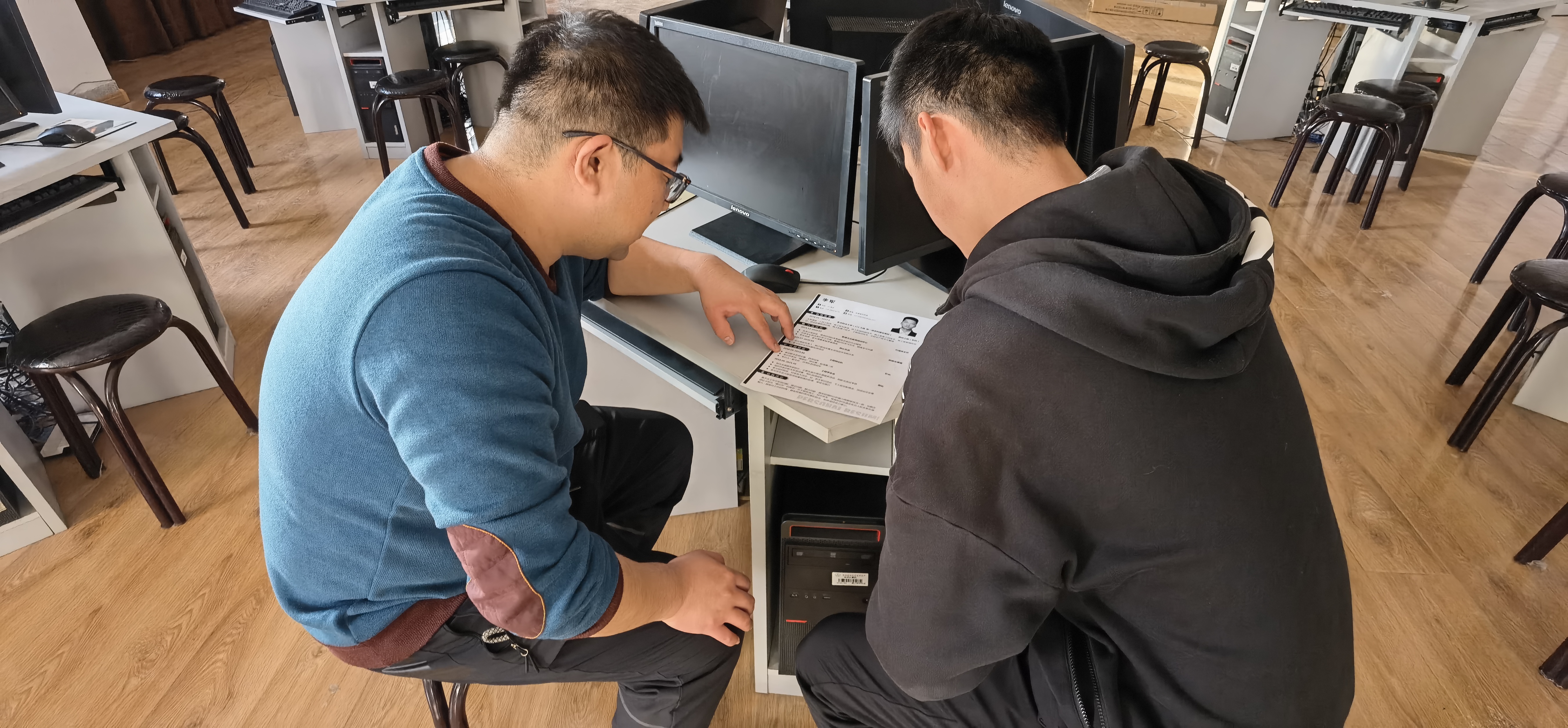 石金龙 践行一次承诺 .jpg