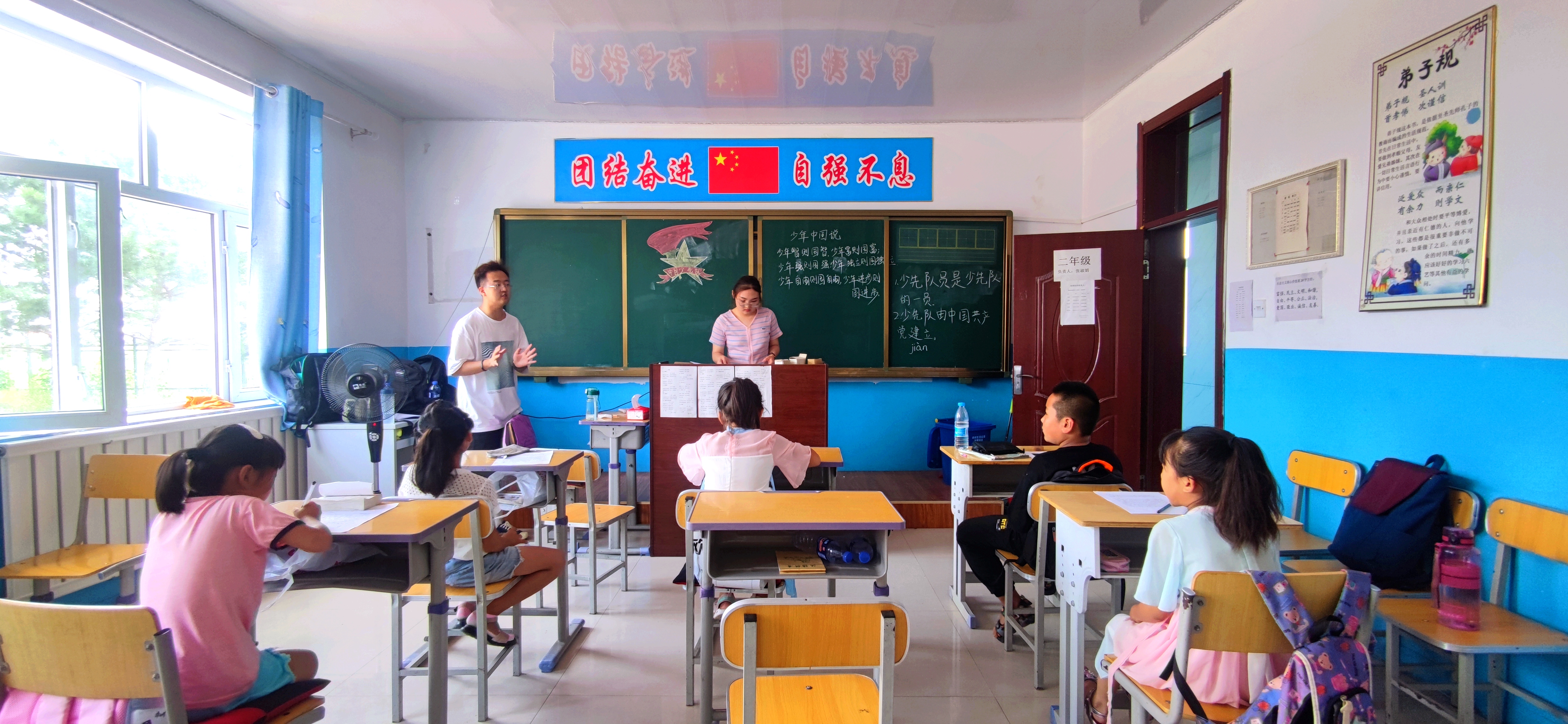 李昊 开展一次红色宣讲.jpg